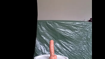 Preview 1 of Mommy Swip - me siento fuerte en una verga dura