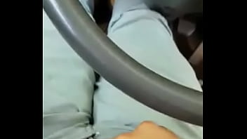 Preview 1 of Pal Lavi - Mi ex me manda v&iacute_deo por Whatsapp toc&aacute_ndose en su cami&oacute_n