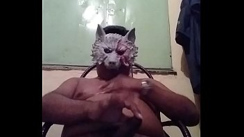 Preview 2 of Kannadavideosex - Tocando uma pro lobo negro