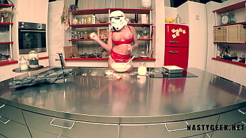 Preview 2 of Scream Lesbian Strapon - Stormtrooper try to coocking but squirt on the kitchen