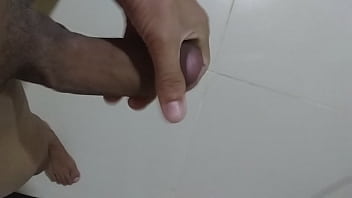 Preview 2 of Call Grils - Magrinho exibindo a rola
