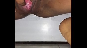 Preview 1 of Mom Another Guy - Mel y su pepino aun mas caliente