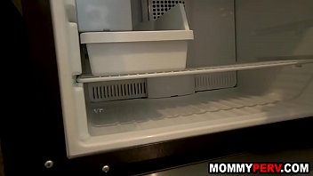 Preview 1 of Gay Osos Maduros Peludos - Fucking my slutty step mom when stepdad is away