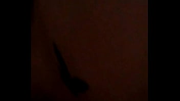 Preview 1 of Fingers Juicy - Chupandole las bolas a Dallys