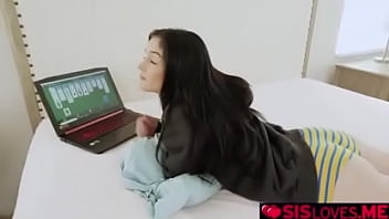 Preview 1 of New Heroine Porn - Stepsis Is Addicted To My Dick1.mp4