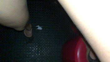 Preview 1 of Lok Porn - sozinha na cabine meteu com a camisinha gozada,  comedor Gozou nos primeiros minutos e continuou metendo at&eacute_ gozar de novo (RED)