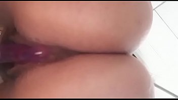 Preview 4 of Vintage Shemale Black - Ela batendo uma p mim parte 1 delicia