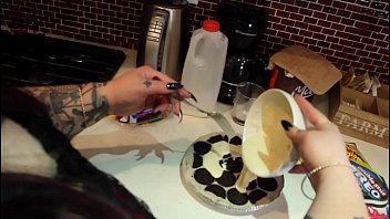 Preview 3 of Facesitting Femdom Handjob - Zo&#039_s House Oreo Ice Cream Pie