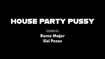Preview 1 of Pau Porn - Petite Nympho Sisi Pesos Takes Rome Major&#039_s Massive Cock!
