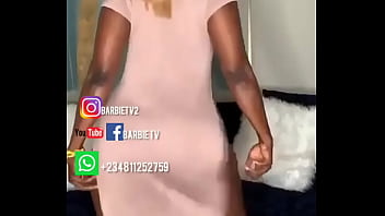 Preview 1 of Allupskirt Sitting Public - Nice twerking
