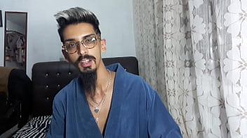 Preview 1 of Jerking With Mom Panties - Jovem Professor pede mais e toma leite quente