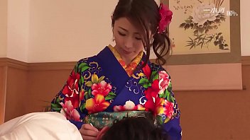 Preview 3 of Gorgeous Blonde Gets Cum - 最も色気のある美熟女AV女優・篠田あゆみちゃんが登場!  I 2