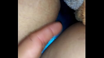 Preview 2 of Hot Police Girl Sex By Boy - Mi chica con su calzonsito azul y la toco