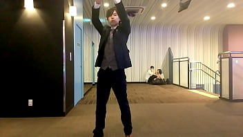 Preview 1 of Seachuam Azc - 日本のカップルと踊るおじさん