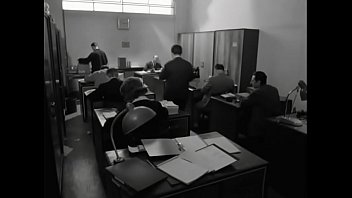 Preview 3 of Jammu Kashmir Local Video Xx - El Empleo (1961) Ermanno Olmi (ITALIA) subtitulado