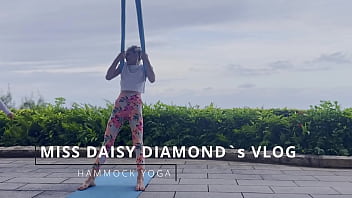 Preview 3 of Www 22366 Com X Videos - Windy Hammock YOGA Lesson