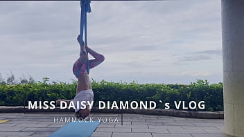 Preview 4 of Www 22366 Com X Videos - Windy Hammock YOGA Lesson