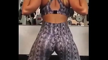 Preview 3 of Ksyatan - Susi haciendo gym