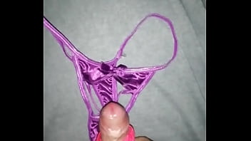 Preview 2 of Hyliafawkes - En las tangas de mi tia