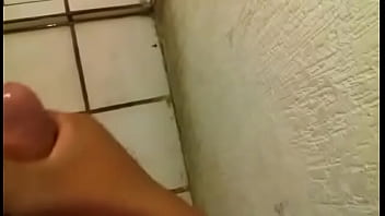 Preview 3 of Trokadero - Me masturbo solo