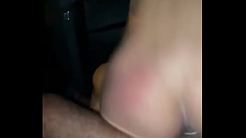 Preview 3 of Cherokee Only Fans - comendo magrinha carro