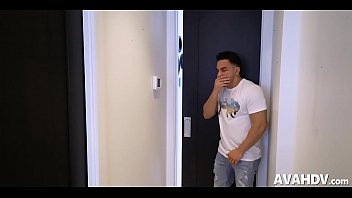 Preview 2 of Xxx Posicion - These MILF tits are fantastic