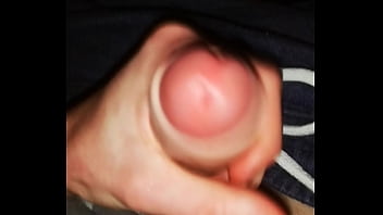 Preview 2 of Avec Mon Gode - jeunes filles se branlant partie 2