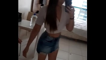 Preview 1 of Bi Forced Ass - Saindo a mostrar a ppkinha na rua e pegar uber olha como ela ja tava td exitadinha e melada quando subi no carro