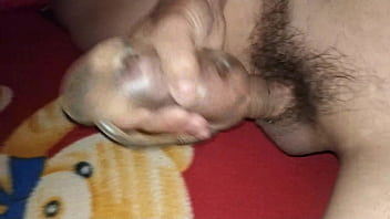Preview 4 of Latina Mom Bent Over - 飞机杯射精一次