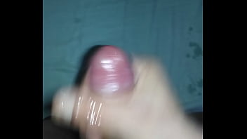 Preview 3 of Www Kayata Com - Ragazzo grossa sborrata sul letto