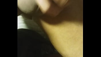 Preview 1 of Crying Vergin First - Average Joe jacking off