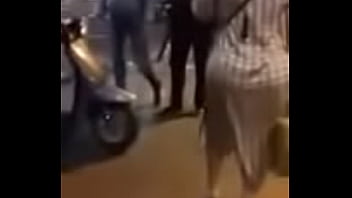 Preview 2 of Apk Xhubs Tube - my step sister Saida is walking down the street
