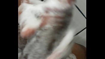 Preview 4 of Tattoos Hirl - Lavando meu pau pra ser usado