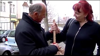Preview 1 of Fqoixuifr - Old plumber fisted chubby bitch
