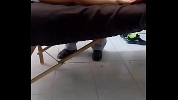 Preview 4 of Bokep 2020 - Mano larga del kiropractico