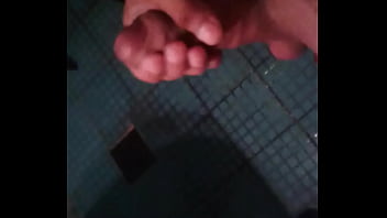 Preview 3 of Thigh Buxom - MEU PENIS CHEIO DE ESPERMA