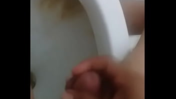 Preview 3 of Thailand Ladayboy - Sacando mi leche