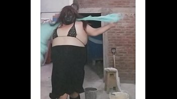 Preview 2 of Germen Boobs - BAILO LIBRE Y EXITADA EN LA CONSTRUCCI&Oacute_N