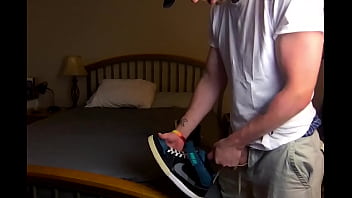 Preview 4 of Vamper Sex - Skater Dude Sniffing His Sneakers
