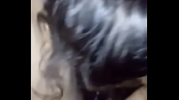 Preview 2 of Receves Hand - Cu&ntilde_ada mamando mi verga