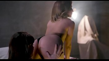 Preview 1 of Dickdrainer - big booty shemale fucks girl