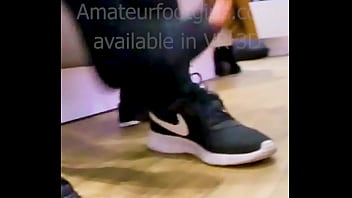 Preview 4 of Tern Xnxx Hd - Stinky nylons wiht hole stinky boots and airs her dirty black nylon wiht hole feet stinky feet nylon