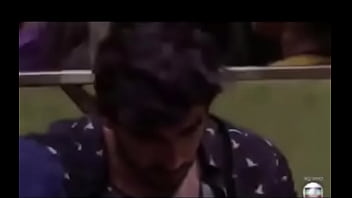 Preview 1 of Xoxoxo Nostalgy - Tiago Leifert Comendo cu de coreano ao vivo