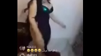 Preview 2 of Bboobs Big Tit - My step sister Saida dance