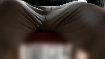 Preview 1 of Oil Body Massager Sex - Masturbation sous la table