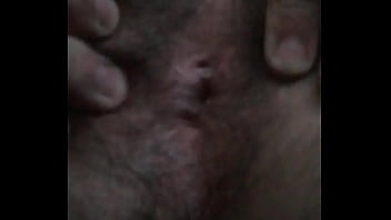 Preview 3 of Novinha Nua No Espelho - Bunda peluda