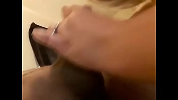 Preview 1 of Hhgg - This girl loves eating uncut cock