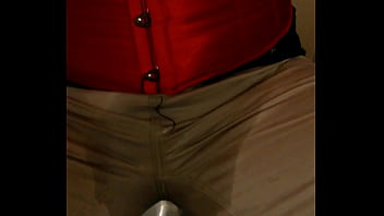 Preview 3 of B Ch Ng C C B T Con D U N T L N - CD sit on Toitet and piss in his Trousers!