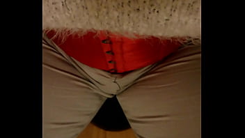 Preview 1 of B Ch Ng C C B T Con D U N T L N - CD sit on Toitet and piss in his Trousers!