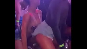 Preview 4 of Hidden Pizza Boy Porn Videos - Paolla Oliveira rebolando no carnaval